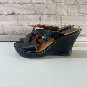 Women's Black Wedge Sandals